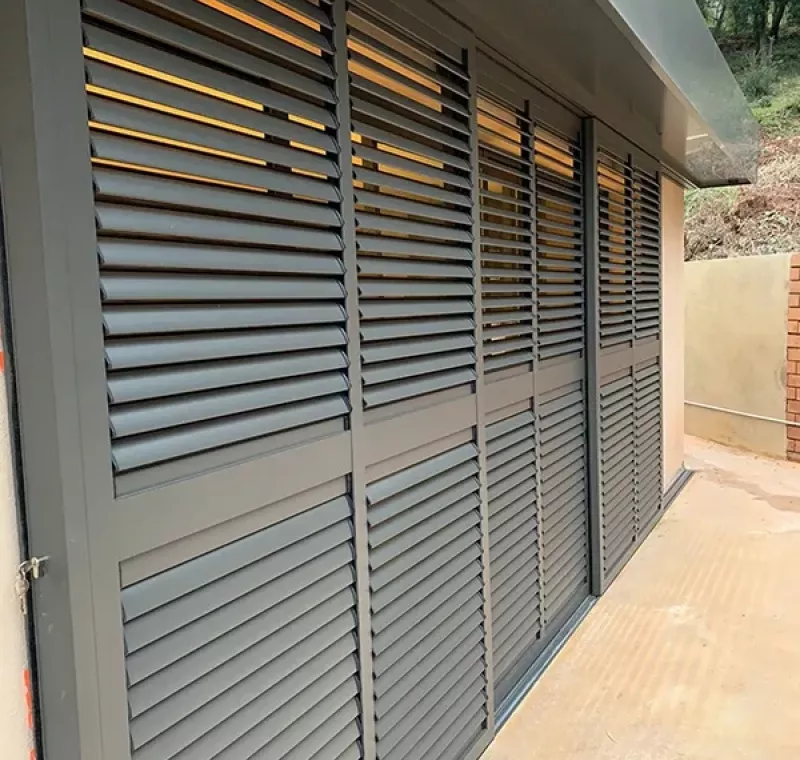 Obra terminada de aluminio