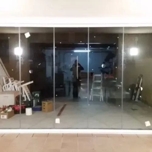 Trabajo finalizado de cortinas de cristal