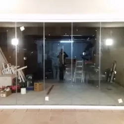 Trabajo finalizado de cortinas de cristal