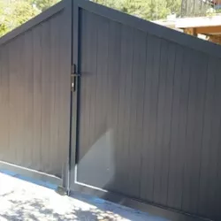 Trabajo finalizado de puerta de garaje