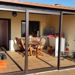Trabajo de aluminio terminado en Navàs