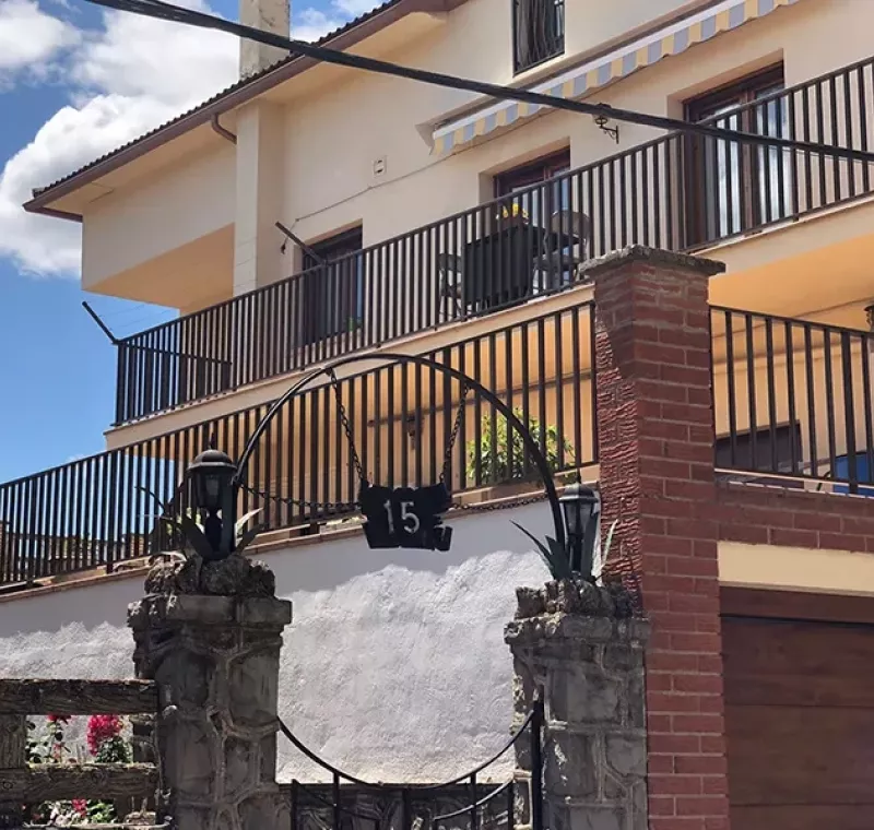 Baranda terminada en Navàs