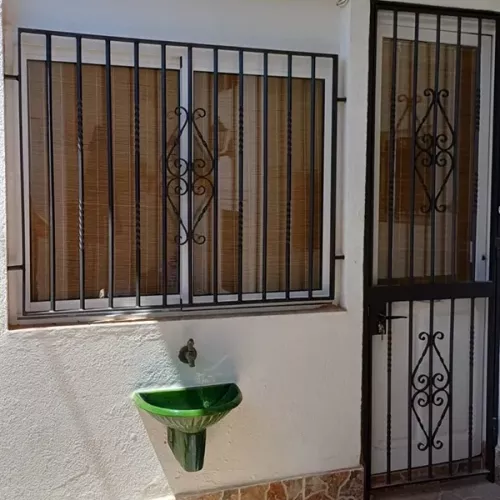 Obra terminada de reja